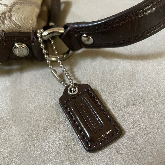 COACH Signature Mini Zoe Baguette Shoulder Bag NWOT - Picture 6 of 9